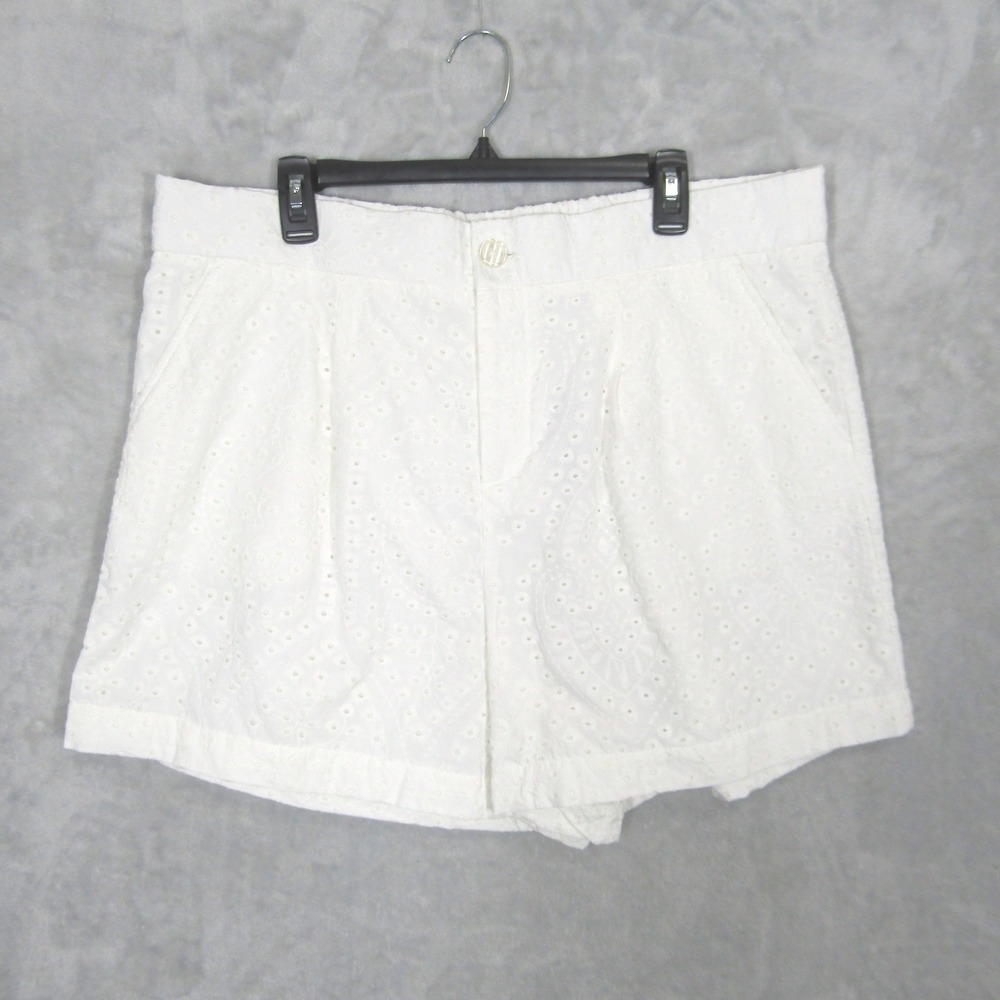 Torrid Womens 18 White Eyelet High Rise Shorts Belle Isle Cloud Dancer New